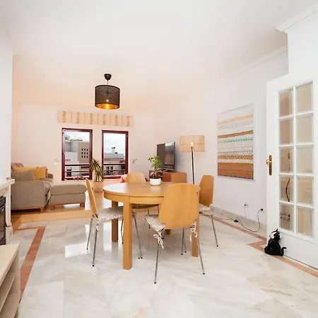 Lisboa Tejo @ Like A Local At Alges Apartment *